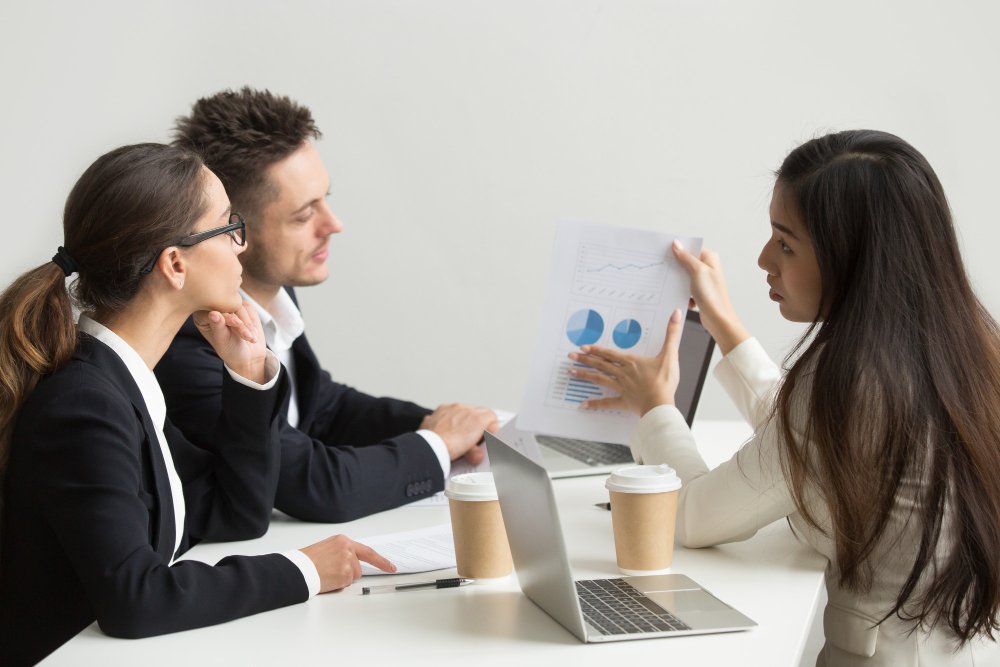 Customer Acquisition Strategies That Help Small Businesses Grow Faster