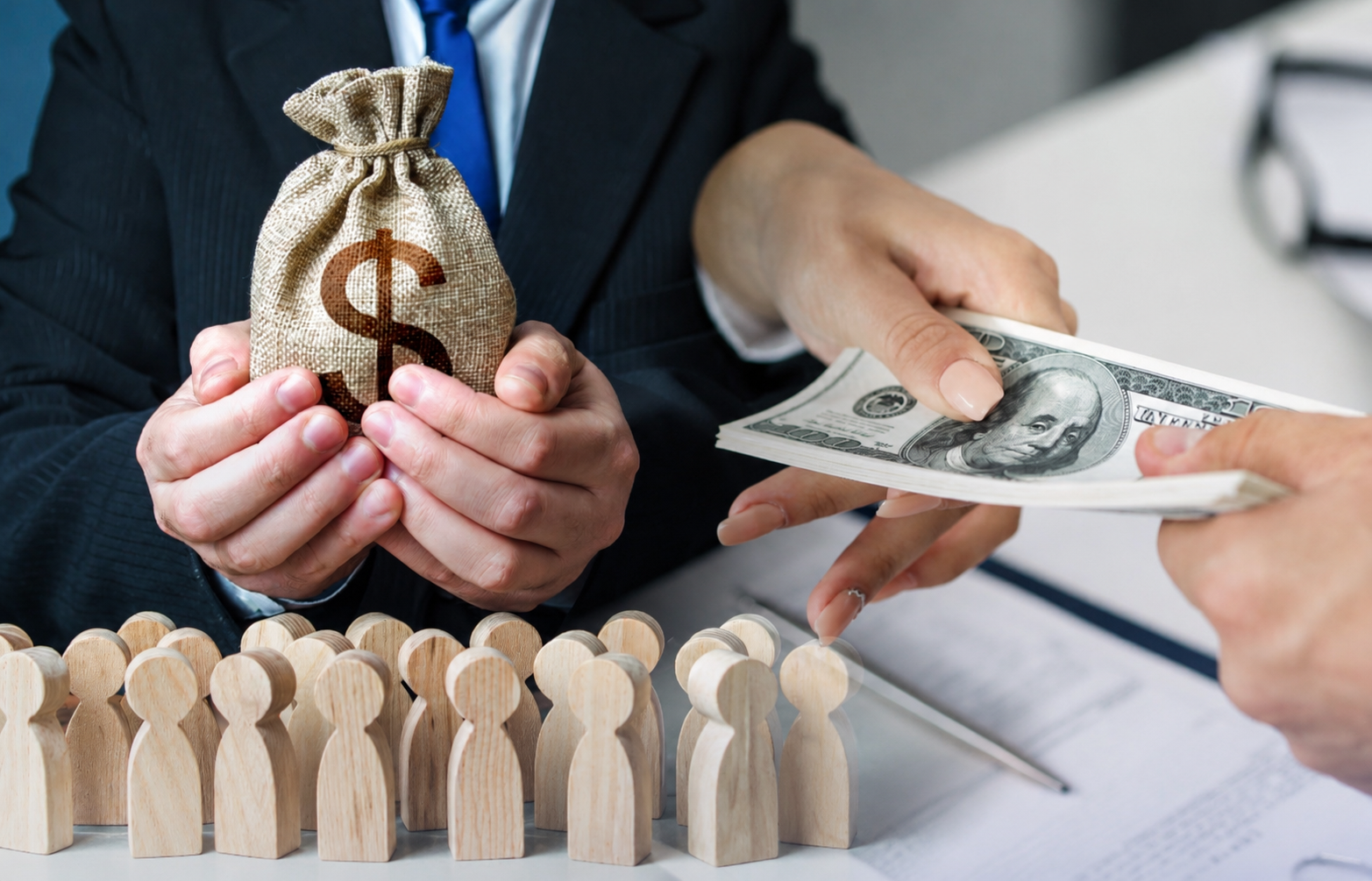 What’s the Difference Between a Grant and a Business Loan?